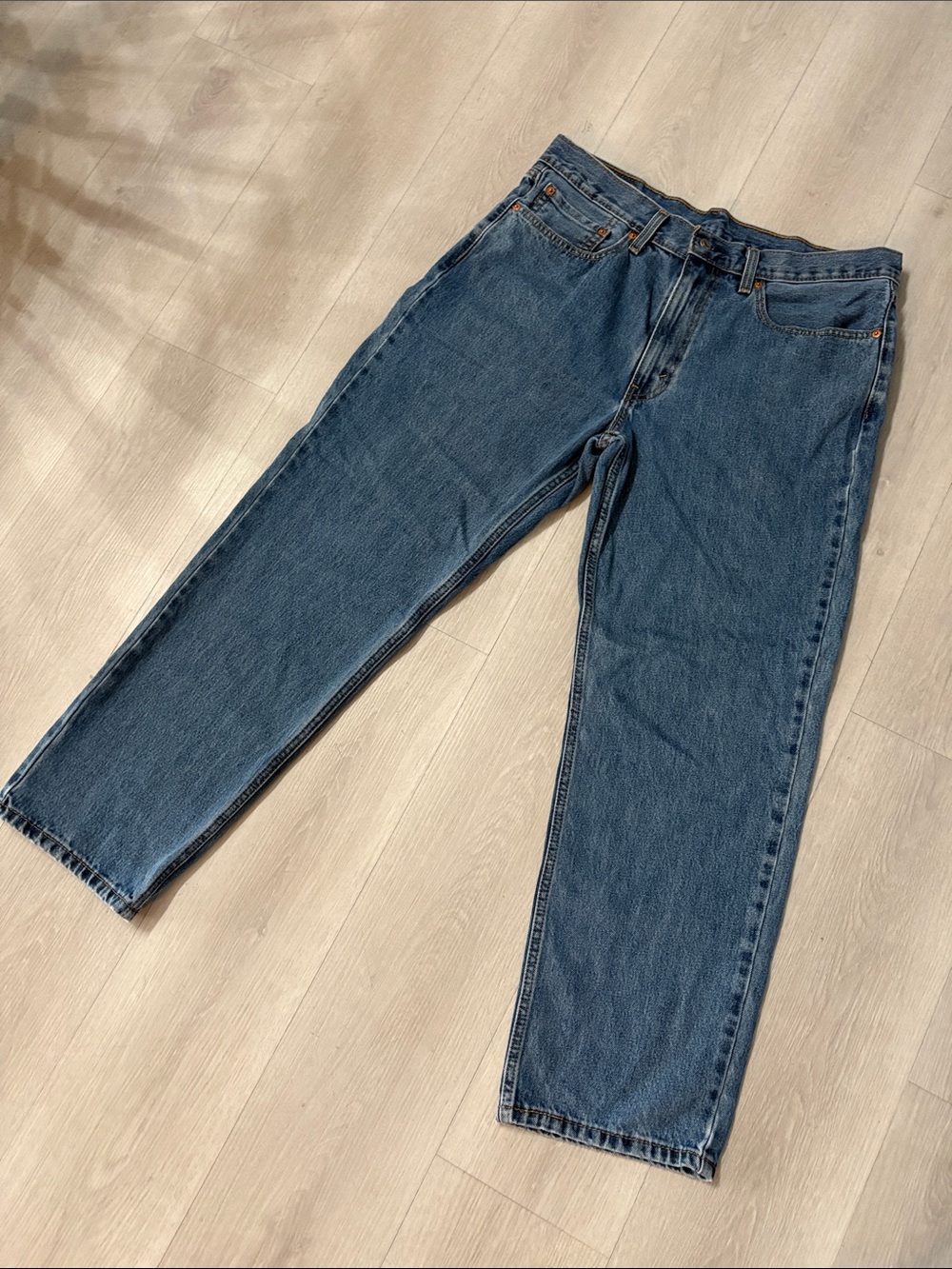 Levi’s 550 Relaxed Fit Mid Wash Jeans Mens 36x30 Tapered Leg Vintage Y2K